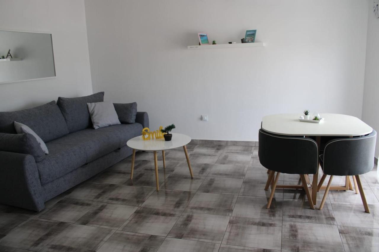 Aparthotel Tal Tisno Zewnętrze zdjęcie